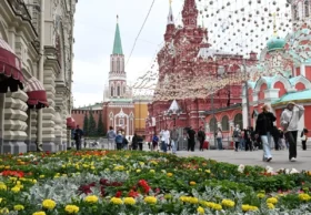 Пострадаем от жары? Синоптик Тишковец сказал, когда в Москву придет зной