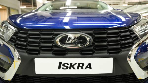 Read more about the article “АвтоВАЗ”: Lada Iskra в базовой комплектации будет стоить от 1,25 млн рублей
