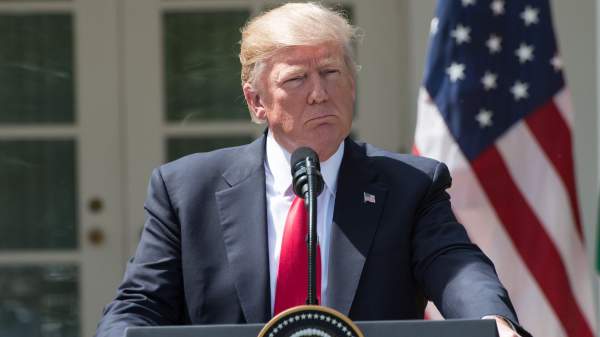 Read more about the article Кроули: Трамп хочет наладить отношения с Россией ради сдерживания Китая
