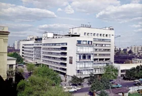 Дом Правды. Небоскрёб, лежащий на боку, отреставрируют по старым чертежам