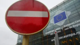 Дипломат Прауд: смягчение антироссийских санкций поможет решению украинского конфликта