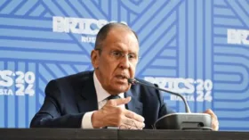 Лавров и глава МИД Бразилии Виейра обсудили взаимодействие стран в рамках БРИКС