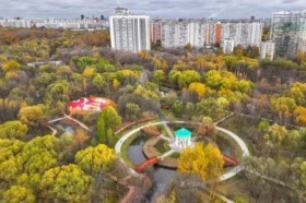Из тепла в холод. Прогноз погоды на осень в Москве в 2025 году