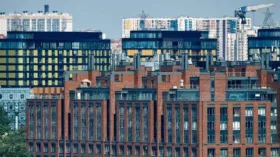 Продажи кладовых помещений в новостройках Москвы упали в августе на 45%