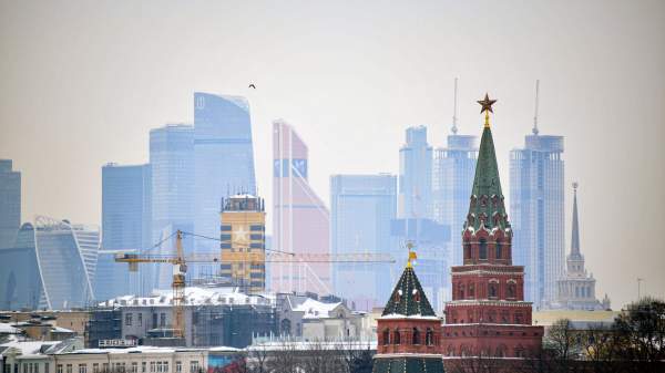 Read more about the article Путин назвал Москву политическим и экономическим центром России