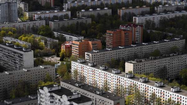 Read more about the article Число сделок на вторичном рынке жилья в Москве снизилось за три квартала на 3,7%