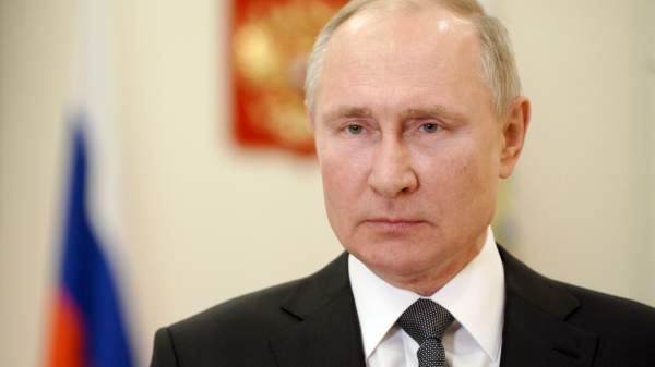 Read more about the article Путин примет участие в закладке ледокола на следующей неделе