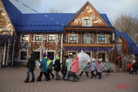 Места знать надо. Где в Москве встретить Деда Мороза: список резиденций