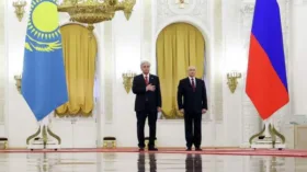 В Кремле проходят официальные переговоры Путина и Токаева