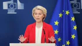 Глава ЕК Фон дер Ляйен назвала еще два варианта финансирования Киева, помимо активов РФ