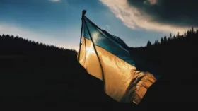 AP: Украина находится на грани банкротства