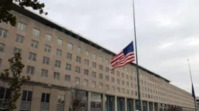 Fox News: Госдеп США призвал американских граждан немедленно покинуть Россию