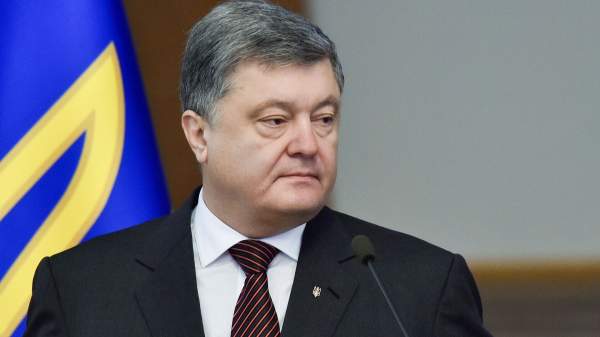 Read more about the article Порошенко: Зеленский не должен был соглашаться на переговоры с РФ без участия ЕС