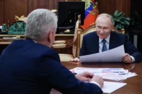 Путин на встрече с Собяниным отметил экономический рост Москвы