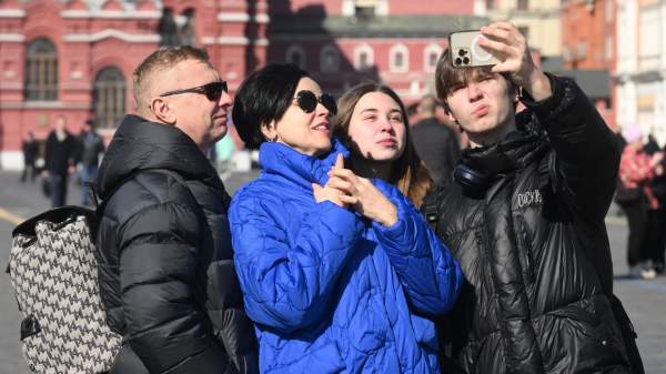 Read more about the article “Аэроэкспресс”: треть жителей крупных городов РФ проведут майские праздники в поездках