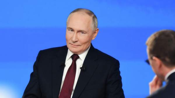Read more about the article “Он ухмыляется”. Заявление Путина вызвало панику на Западе