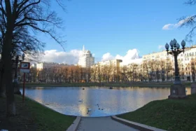 Москва в кадре. 5 классных экскурсий по улицам столицы, где снимали кино