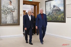 Сергей Собянин открыл новое здание картинной галереи Василия Нестеренко