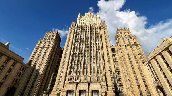 Read more about the article МИД России призвал эвакуировать дипломатов из Киева в случае провокаций на 9 Мая