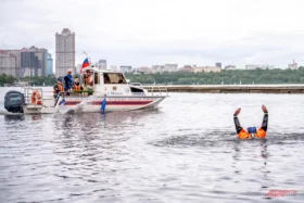К пляжу готовы. Спасатели открывают купальный сезон в Москве