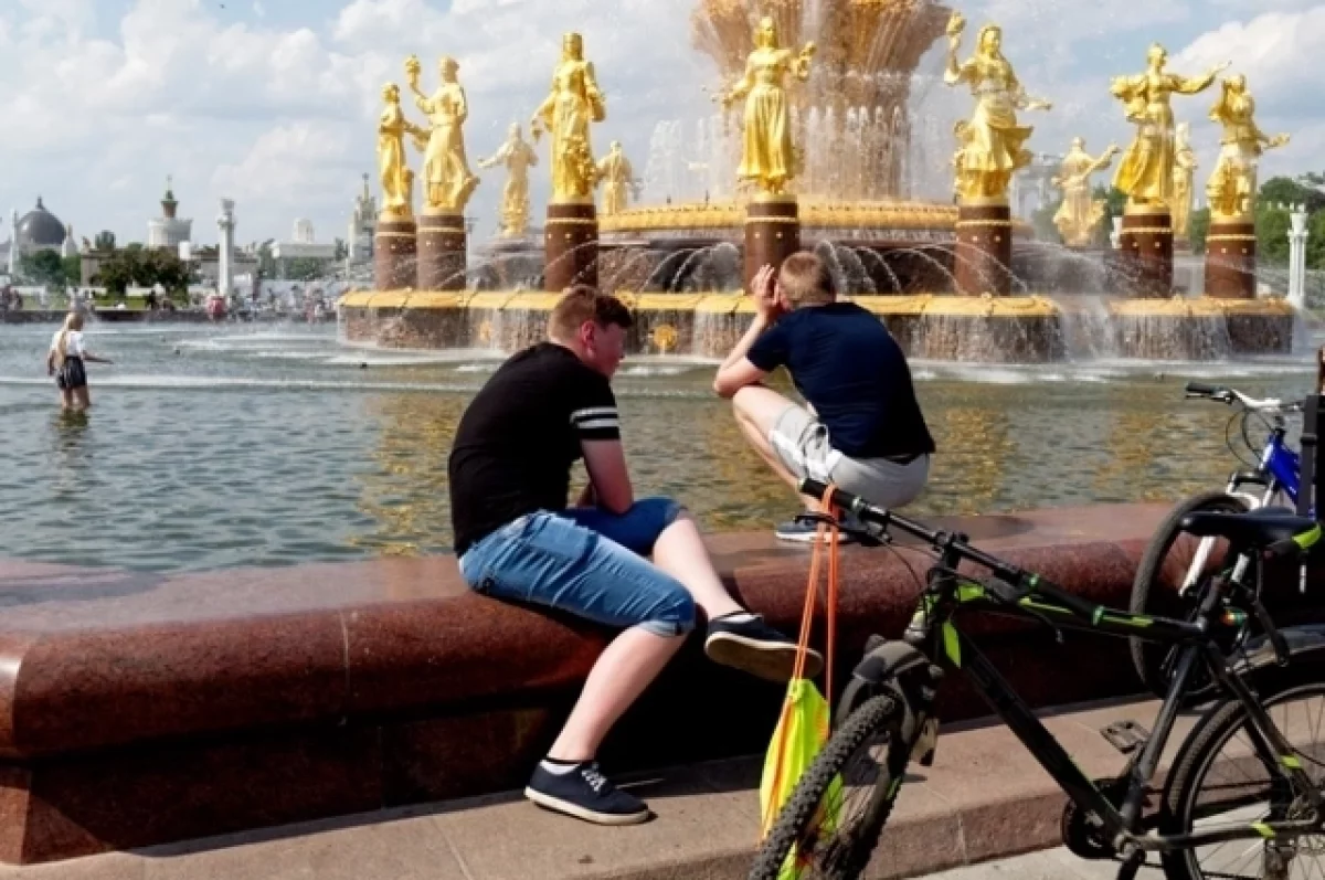 Read more about the article Вот и лето прошло. После +30 °C в Москве обещают град