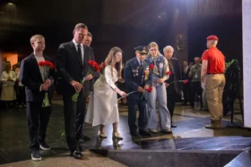Общая память. В День памяти и скорби в России прошли мемориальные акции
