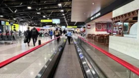 В аэропорту “Шереметьево” запустили сервис посадки в самолет по биометрии
