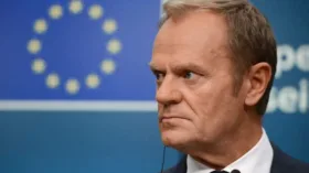 Туск: Польша должна быть включена в переговоры с Россией по Украине