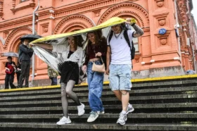 Ждем проливные дожди. Самый холодный день в Москве еще впереди