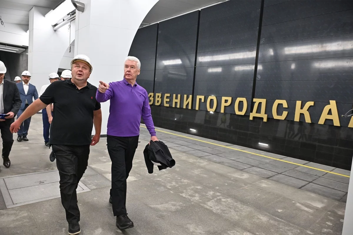 Read more about the article Метро идет на опережение. Сергей Собянин осмотрел станцию «Звенигородская»