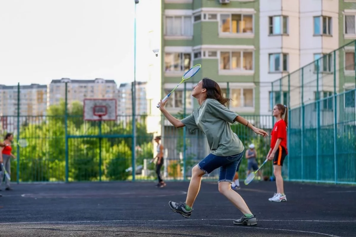 Read more about the article Где поиграть в бадминтон в Москве: гид по бесплатным площадкам